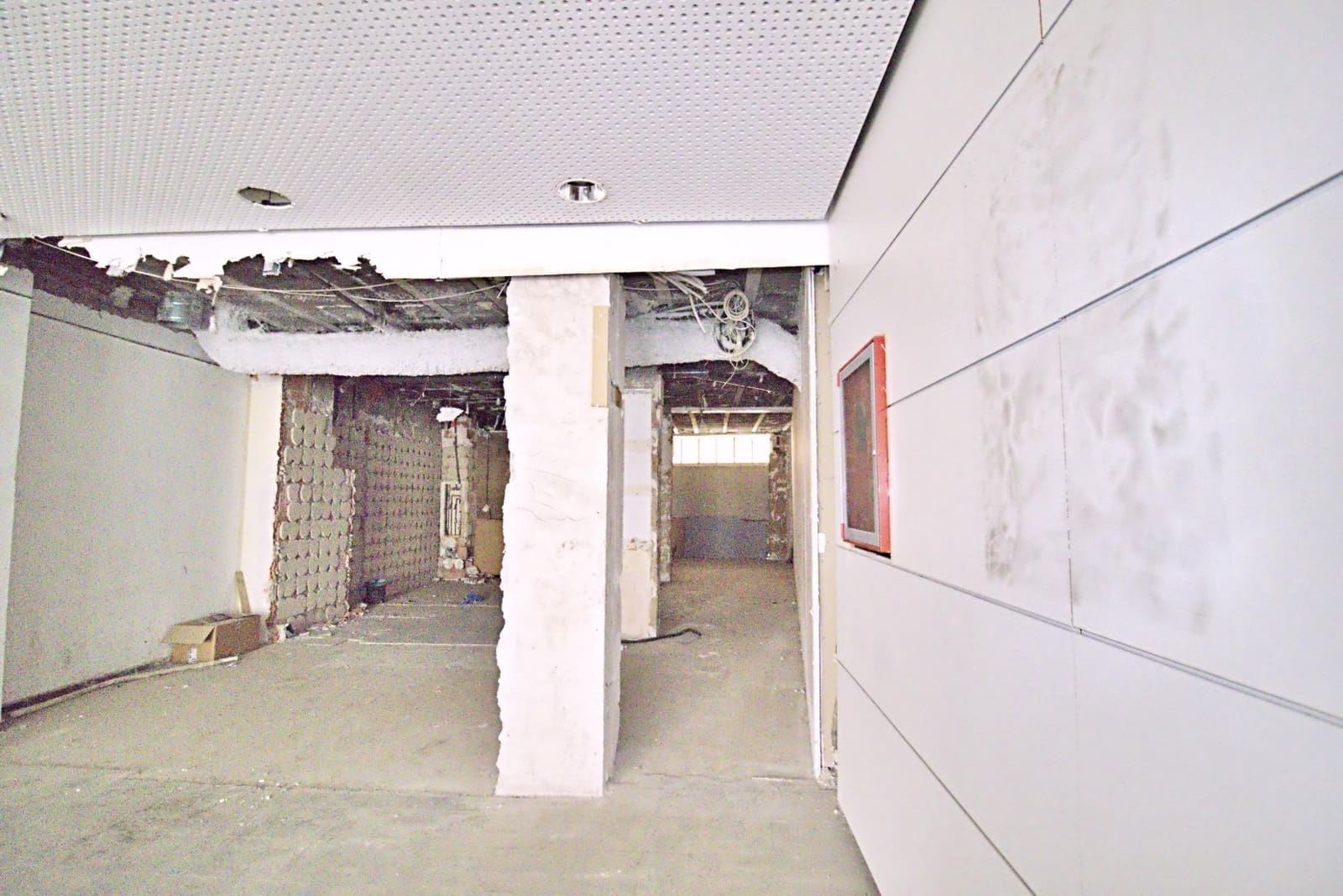 Erhverv til salg i Elche / Elx - € 1.050.000 (Ref: 8428958)