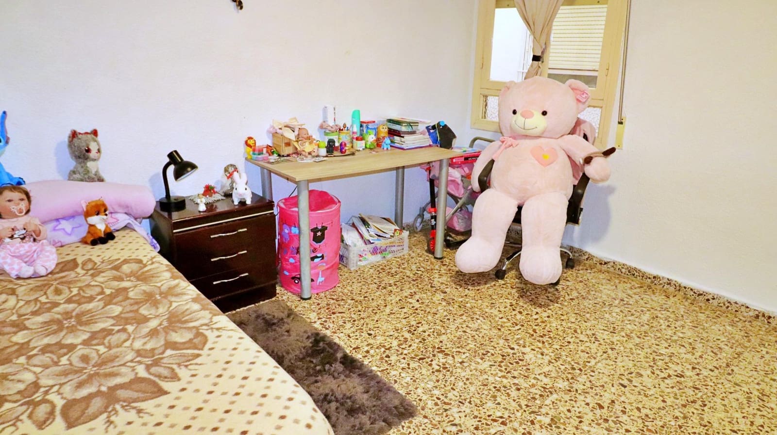 4 slaapkamer Flat te koop in Elche / Elx met garage - € 175.000 (Ref: 8538751)