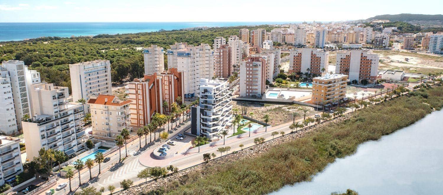 2 sypialnia Apartament na sprzedaż w Guardamar del Segura z basenem garażem - 299 000 € (Ref: 8544787)