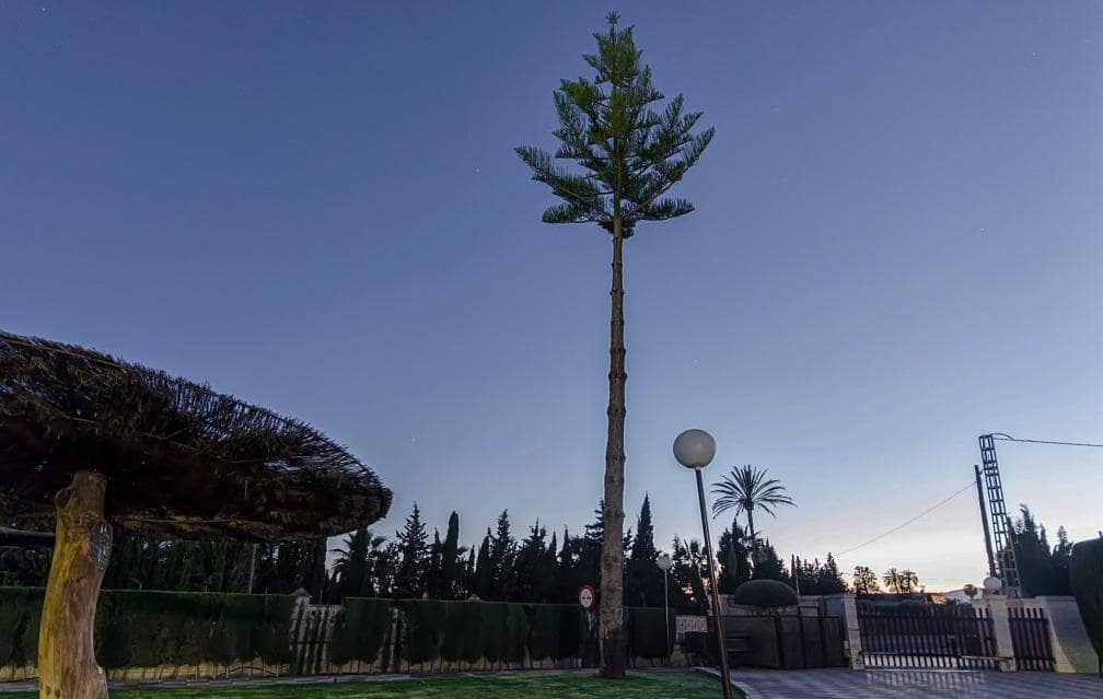 6 soveværelse Villa til salg i Perleta med swimmingpool garage - € 560.000 (Ref: 8595357)