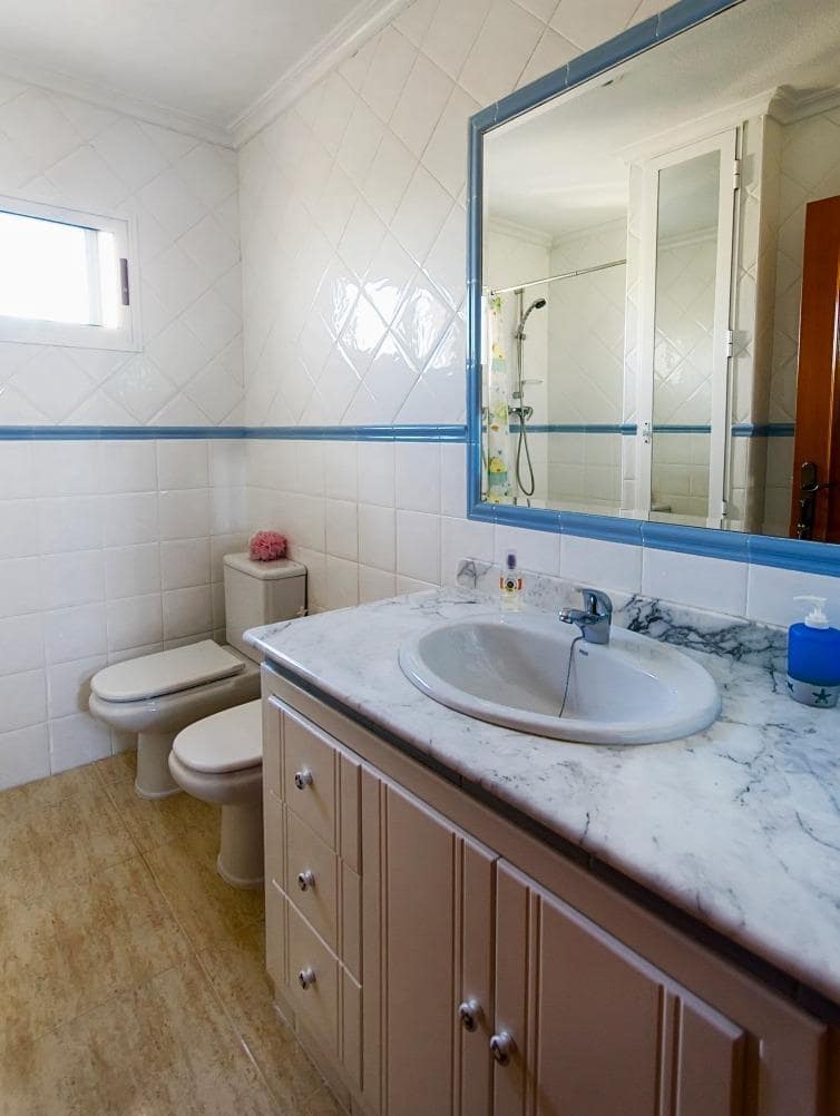 6 soveværelse Villa til salg i Perleta med swimmingpool garage - € 560.000 (Ref: 8595357)