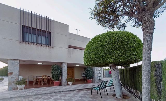 6 soveværelse Villa til salg i Perleta, Elche / Elx med swimmingpool garage - € 560.000 (Ref: 8595357)