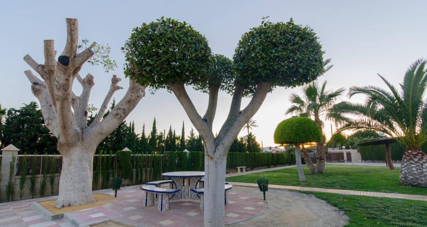 6 soveværelse Villa til salg i Perleta med swimmingpool garage - € 560.000 (Ref: 8595357)