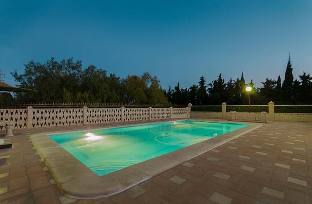 6 soveværelse Villa til salg i Perleta, Elche / Elx med swimmingpool garage - € 560.000 (Ref: 8595357)