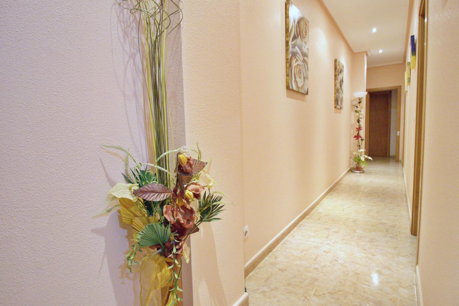 3 makuuhuone Huoneisto myytävänä paikassa Elche / Elx mukana 
autotalli - 165 000 € (Ref: 8595359)