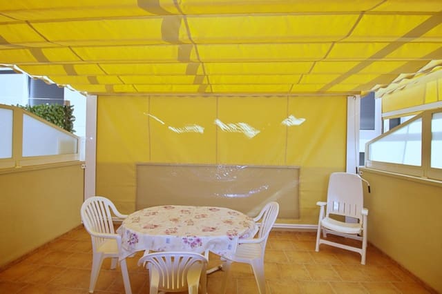 Adosado de 3 habitaciones en Guardamar del Segura en venta con piscina garaje - 247.000 € (Ref: 8599778)