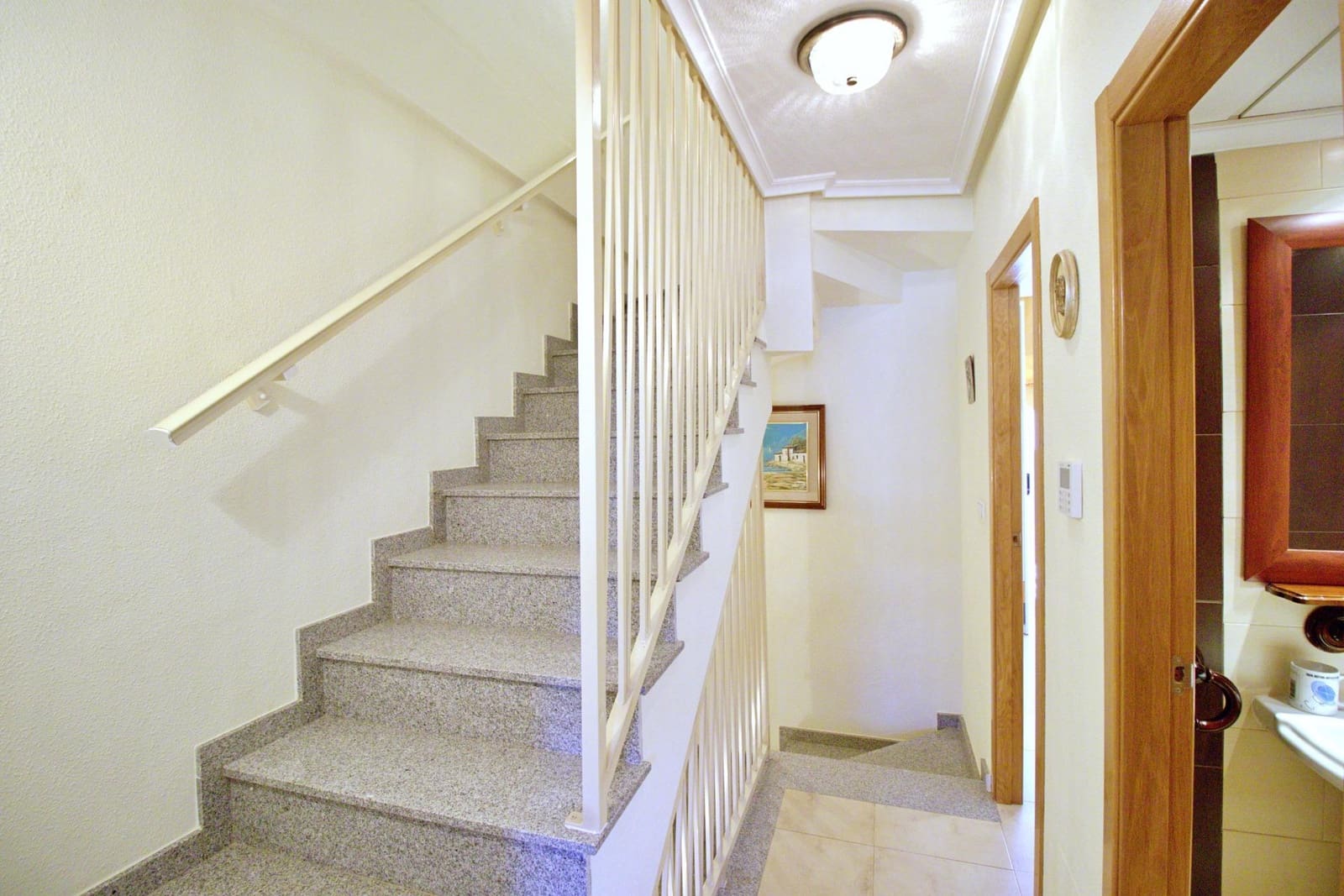 3 soveværelse Rækkehus til salg i Guardamar del Segura med swimmingpool garage - € 247.000 (Ref: 8599778)