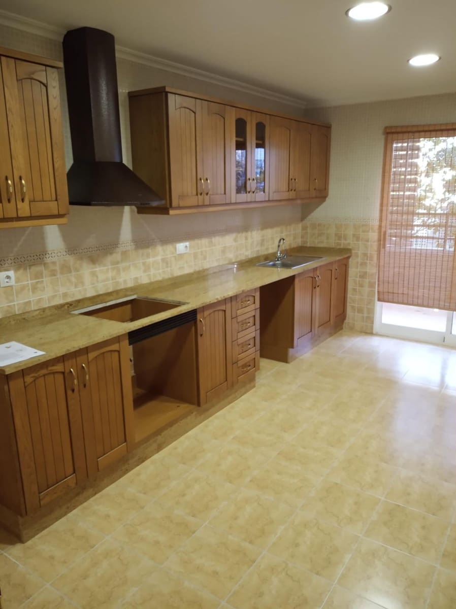 3 soverom Leilighet til salgs i Aspe med garasje - € 130 000 (Ref: 8716561)