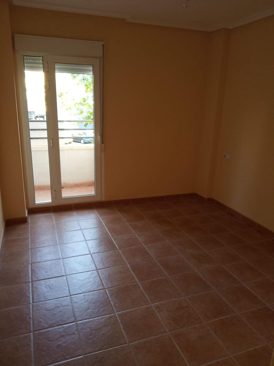 3 soverom Leilighet til salgs i Aspe med garasje - € 130 000 (Ref: 8716561)