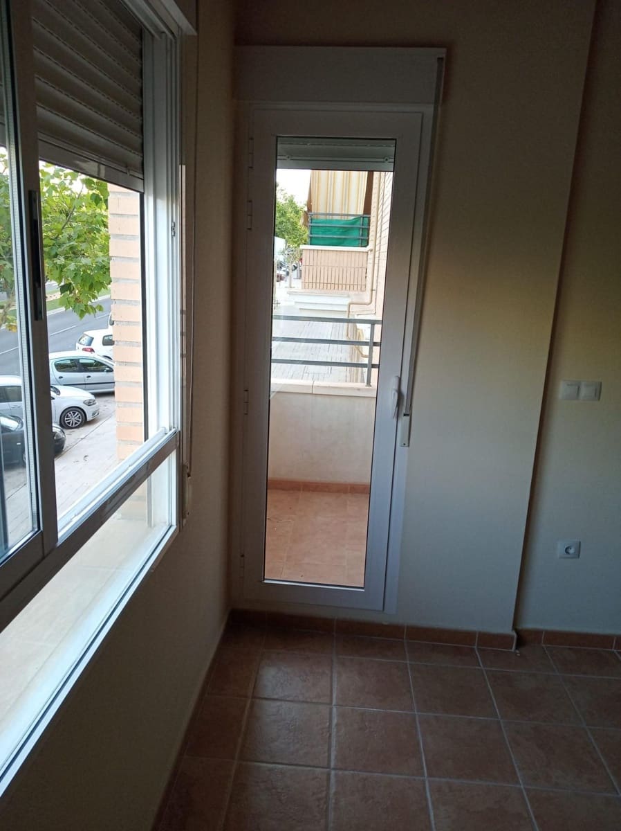 3 soverom Leilighet til salgs i Aspe med garasje - € 130 000 (Ref: 8716561)