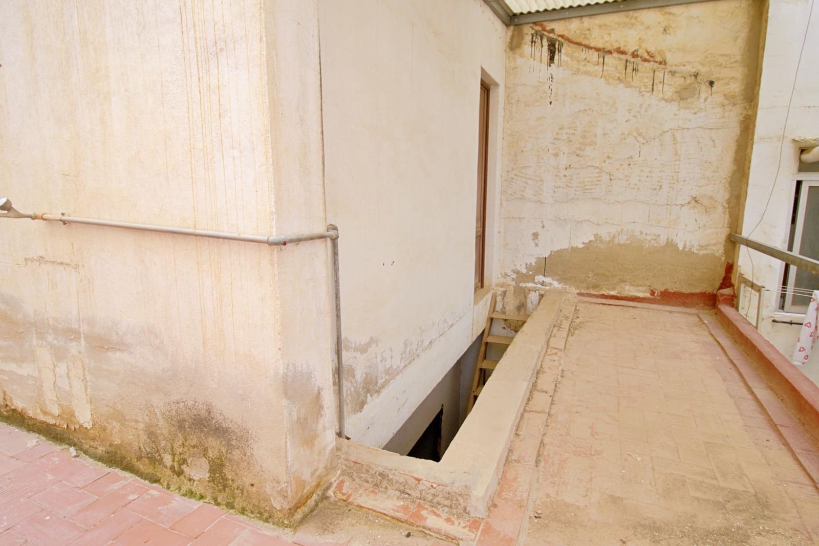 4 soverom Hus til salgs i Elche / Elx - € 157 000 (Ref: 8834363)