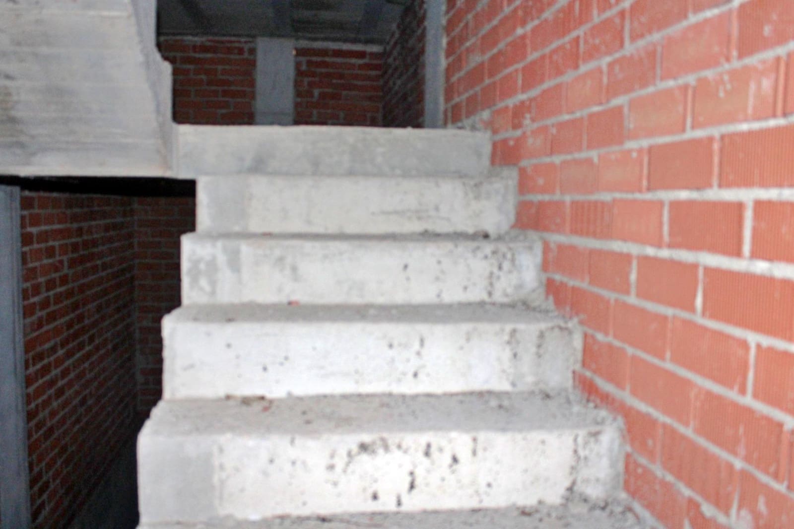 Commercial for sale in Albatera - € 350,000 (Ref: 8834365)