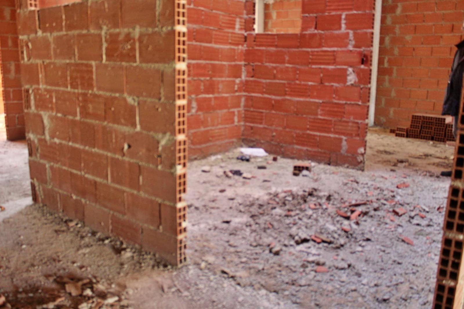 Commercial for sale in Albatera - € 350,000 (Ref: 8834365)