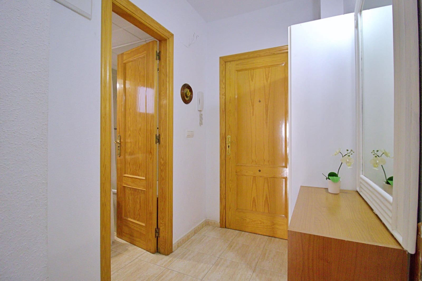 2 soveværelse Lejlighed til salg i Torrevieja med garage - € 132.000 (Ref: 8841038)