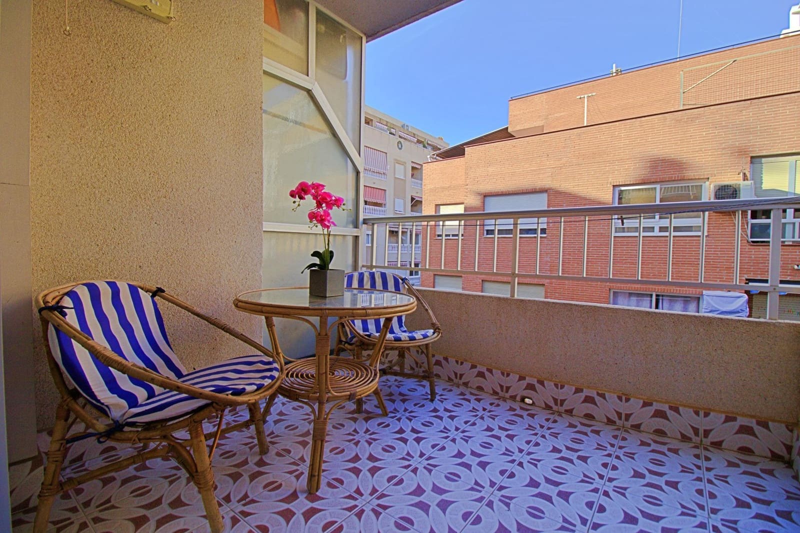 2 soverom Leilighet til salgs i Torrevieja med svømmebasseng garasje - € 149 000 (Ref: 8841039)