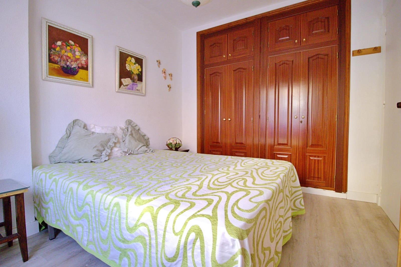 2 soverom Leilighet til salgs i Torrevieja med svømmebasseng garasje - € 149 000 (Ref: 8841039)