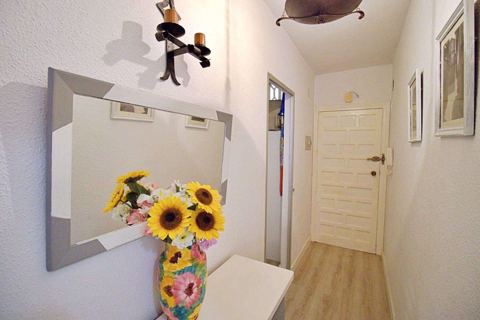 2 soverom Leilighet til salgs i Torrevieja med svømmebasseng garasje - € 149 000 (Ref: 8841039)