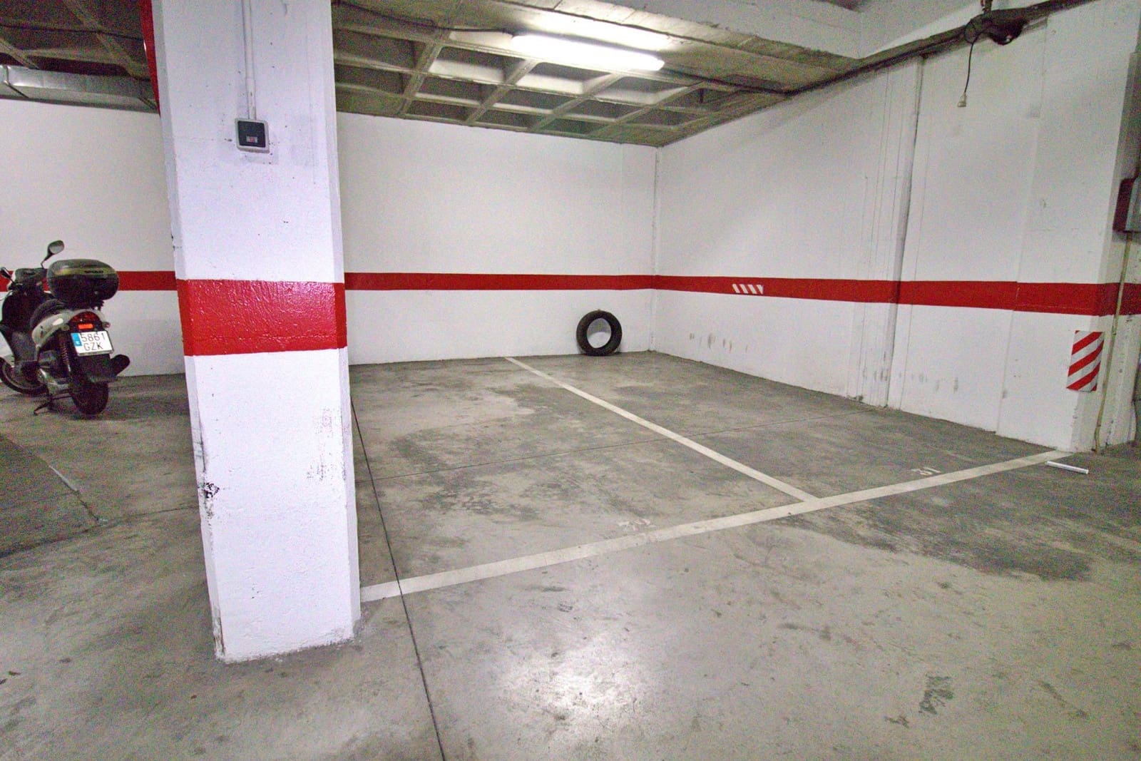 Garage for sale in Elche / Elx - € 14,000 (Ref: 8857132)