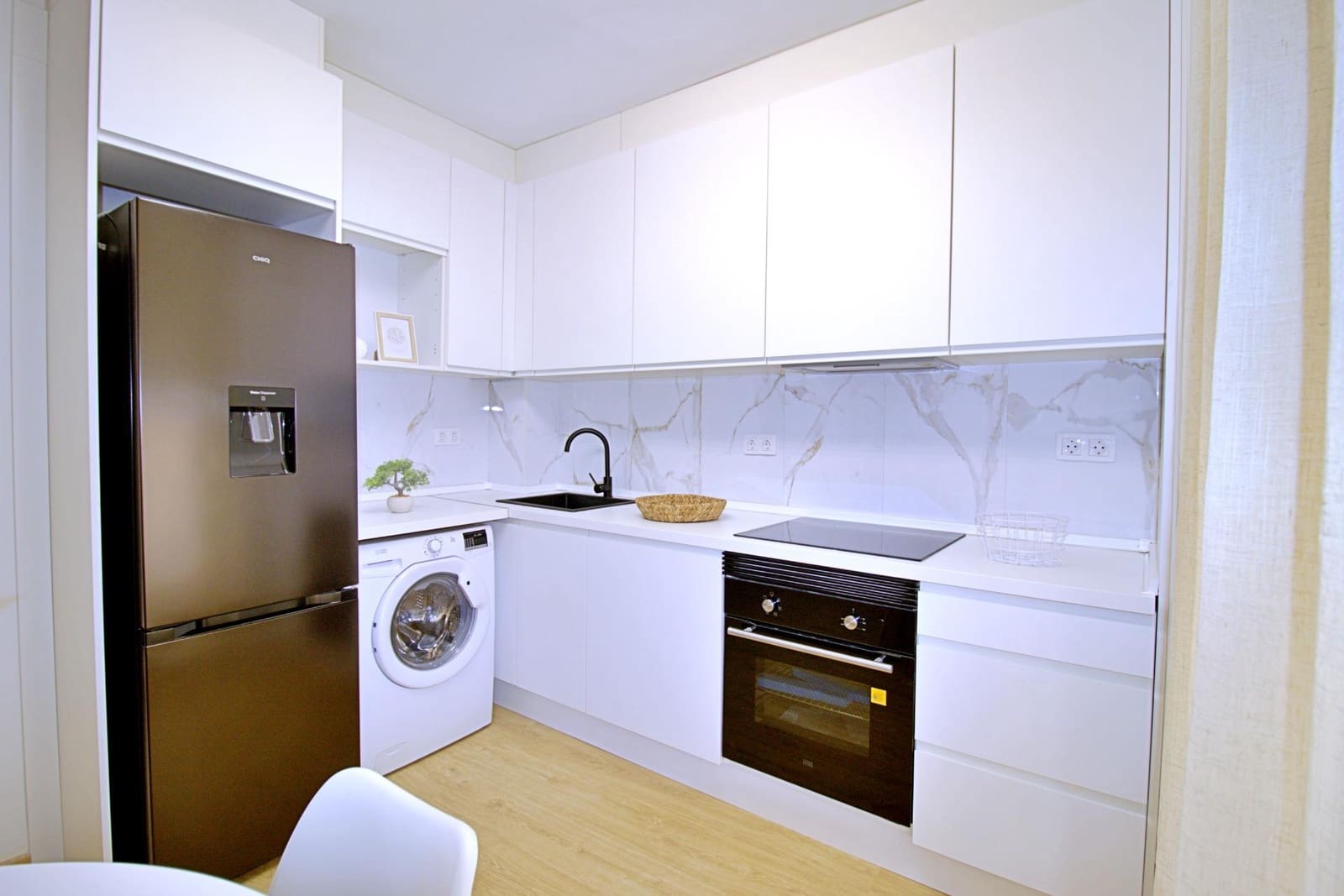 4 bedroom Flat for sale in Elche / Elx - € 195,000 (Ref: 8926421)