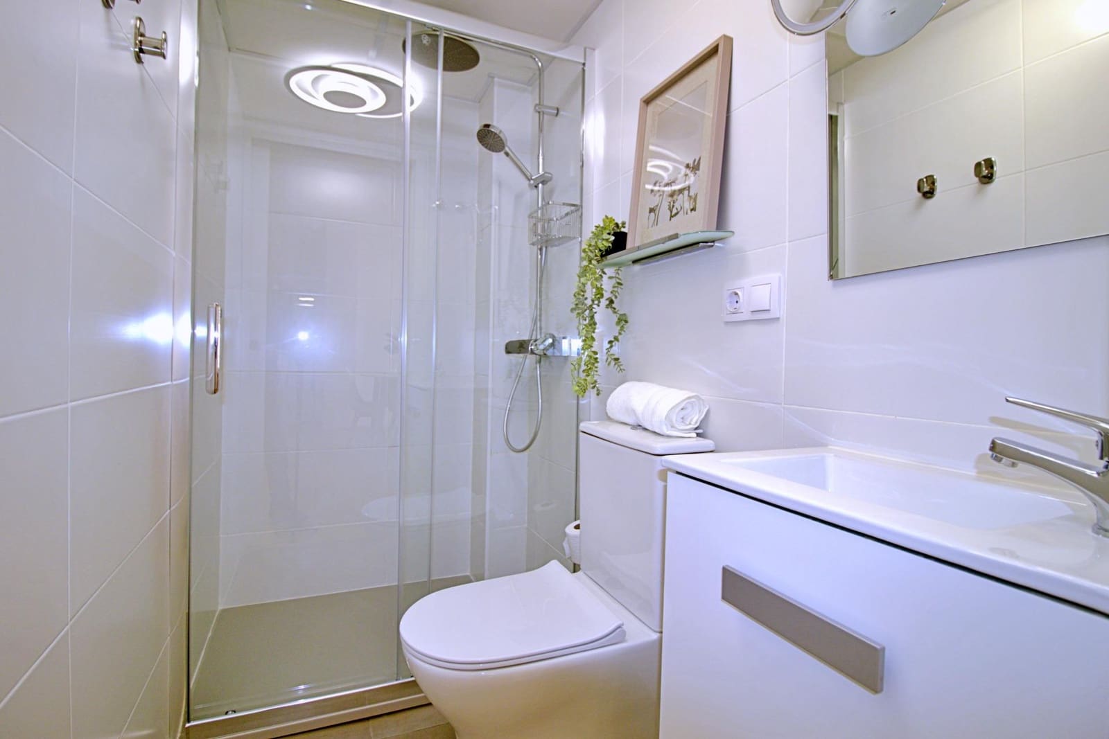 4 bedroom Flat for sale in Elche / Elx - € 195,000 (Ref: 8926421)