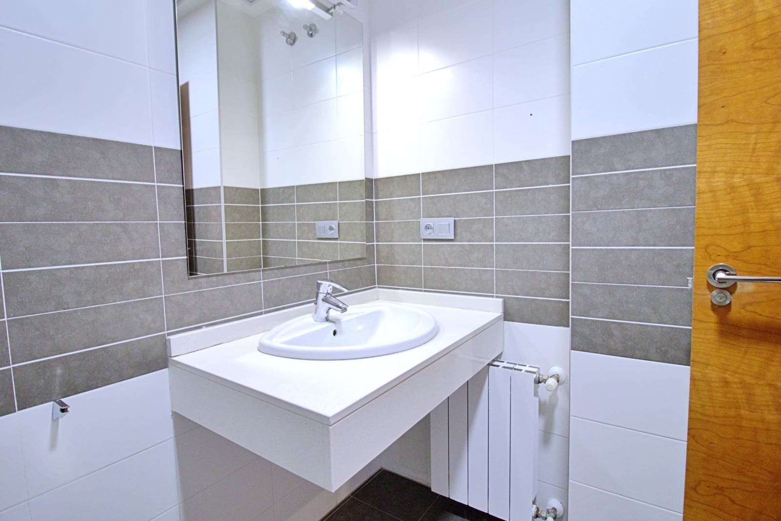 3 bedroom Flat for sale in Elche / Elx with pool - € 325,000 (Ref: 8928793)