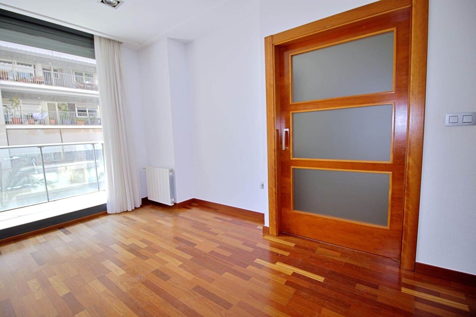 3 bedroom Flat for sale in Elche / Elx with pool - € 325,000 (Ref: 8928793)