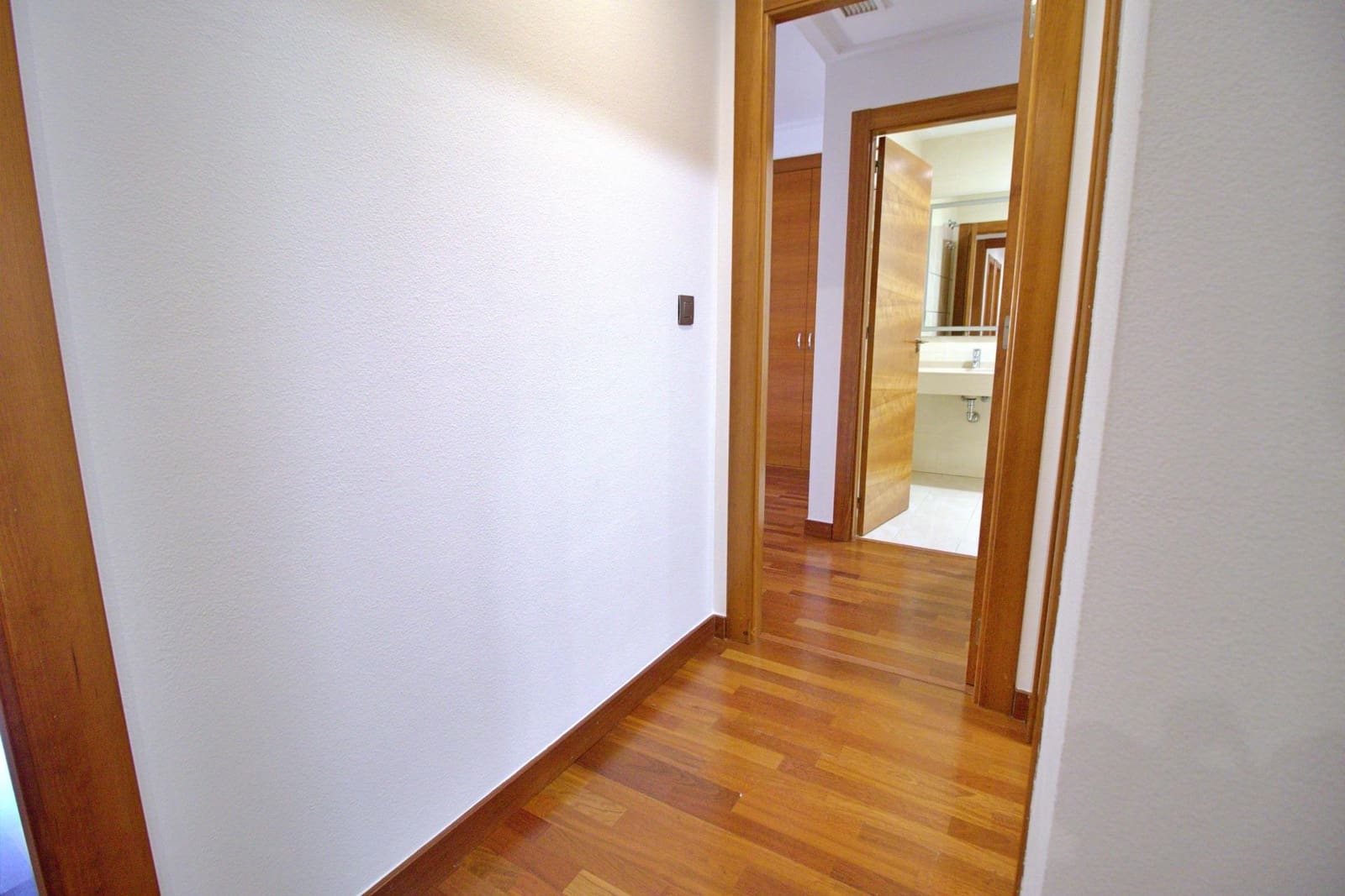 3 bedroom Flat for sale in Elche / Elx with pool - € 325,000 (Ref: 8928793)