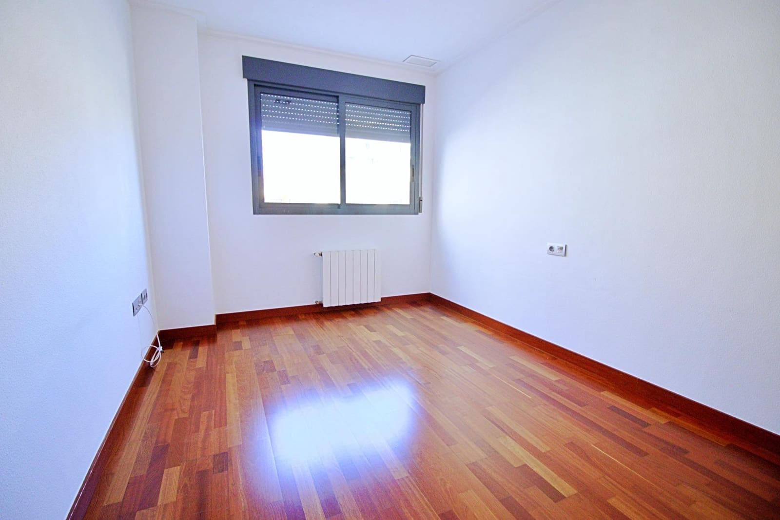 3 bedroom Flat for sale in Elche / Elx with pool - € 325,000 (Ref: 8928793)