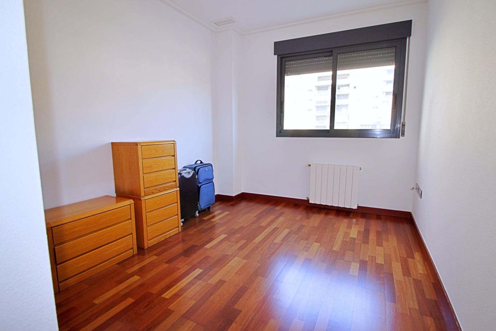 3 bedroom Flat for sale in Elche / Elx with pool - € 325,000 (Ref: 8928793)