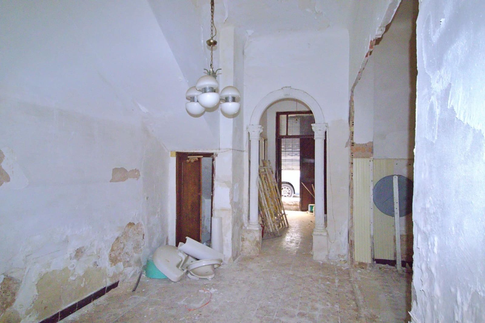 5 soveværelse Byhus til salg i Elche / Elx - € 157.500 (Ref: 8932147)