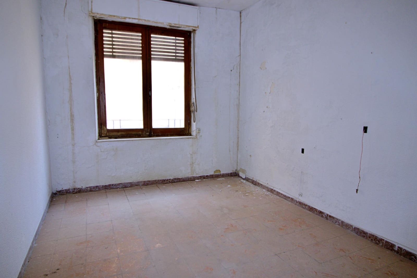 5 soveværelse Byhus til salg i Elche / Elx - € 157.500 (Ref: 8932147)