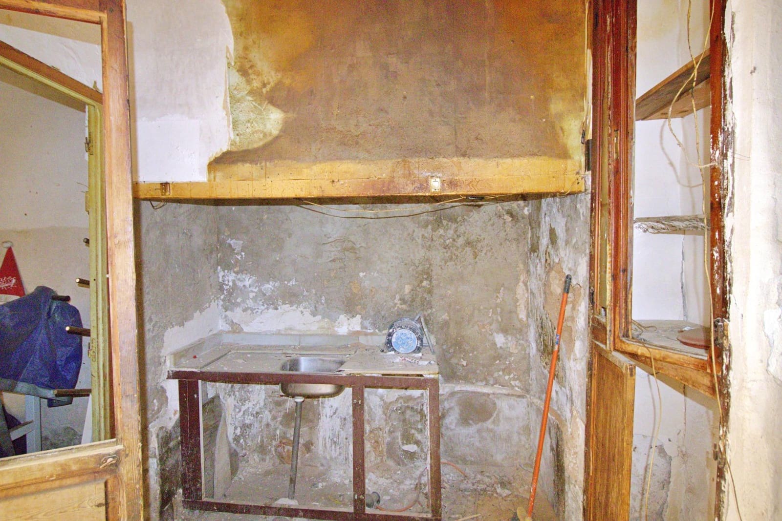 5 soveværelse Byhus til salg i Elche / Elx - € 157.500 (Ref: 8932147)