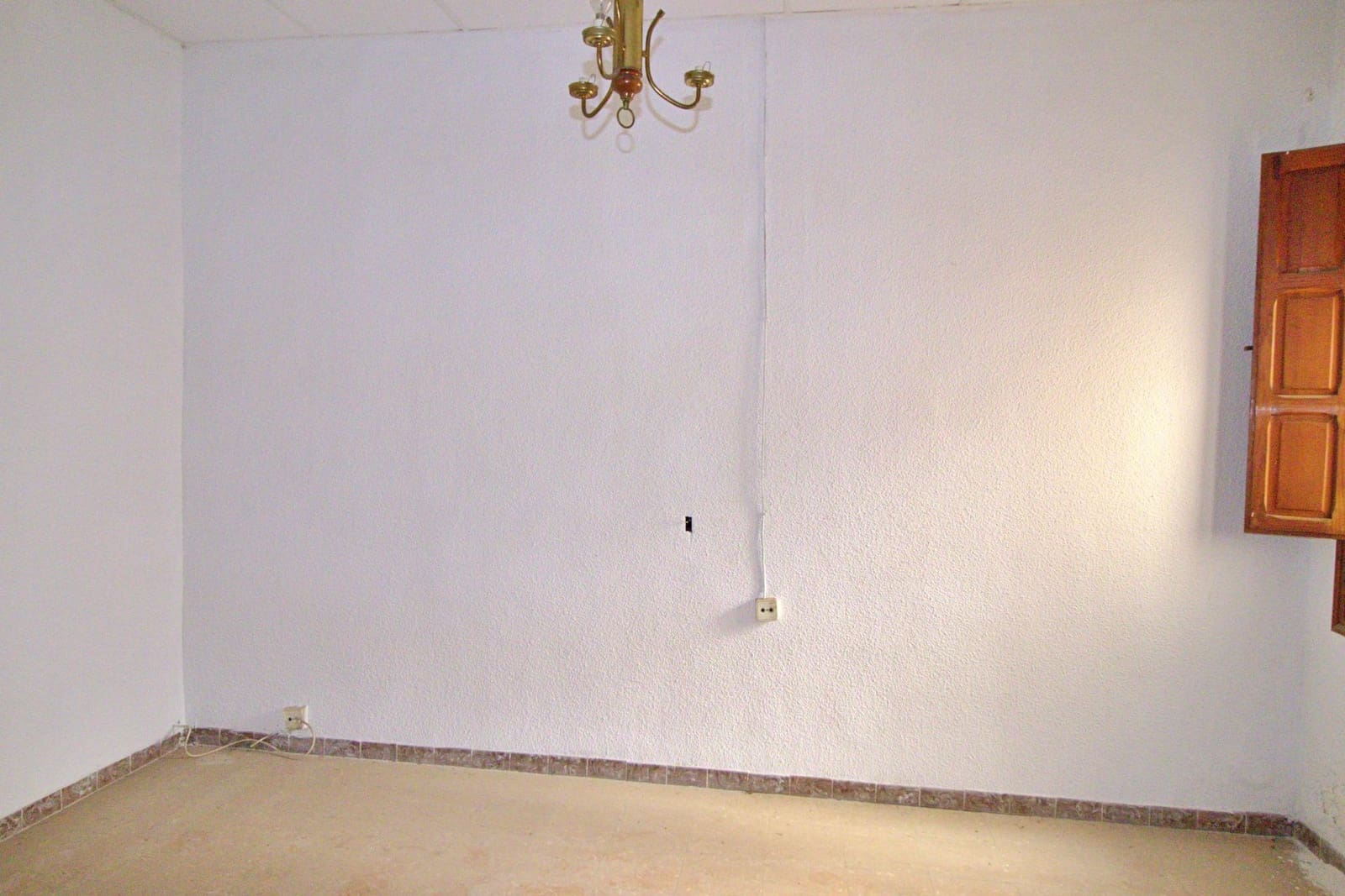 5 soveværelse Byhus til salg i Elche / Elx - € 157.500 (Ref: 8932147)