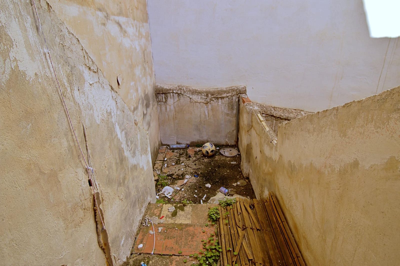 5 soveværelse Byhus til salg i Elche / Elx - € 157.500 (Ref: 8932147)