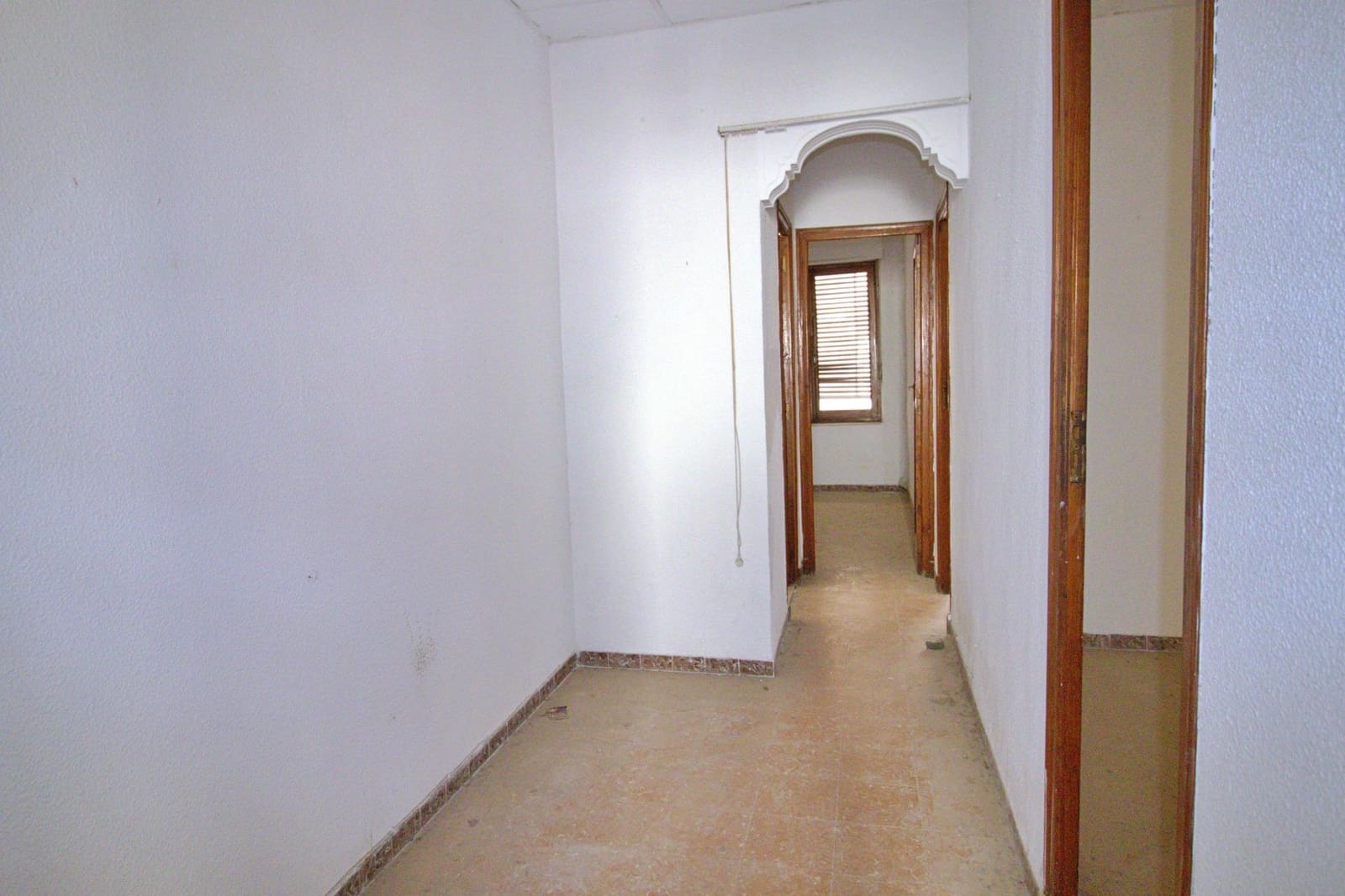 5 soveværelse Byhus til salg i Elche / Elx - € 157.500 (Ref: 8932147)