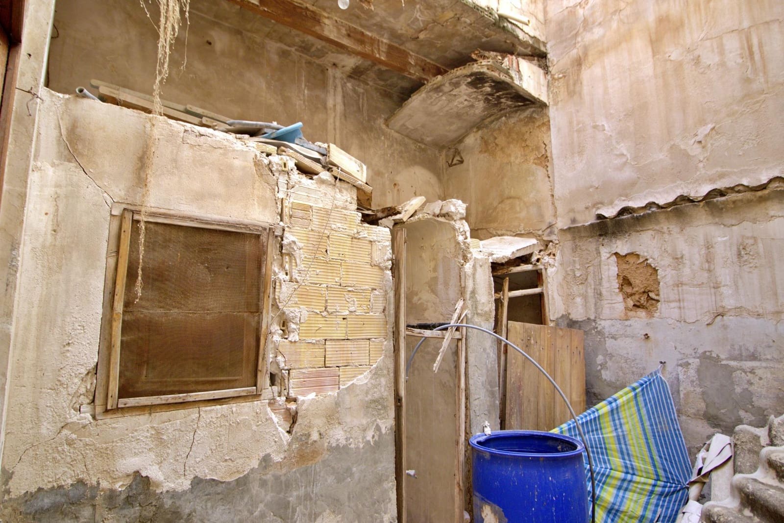 5 soveværelse Byhus til salg i Elche / Elx - € 157.500 (Ref: 8932147)