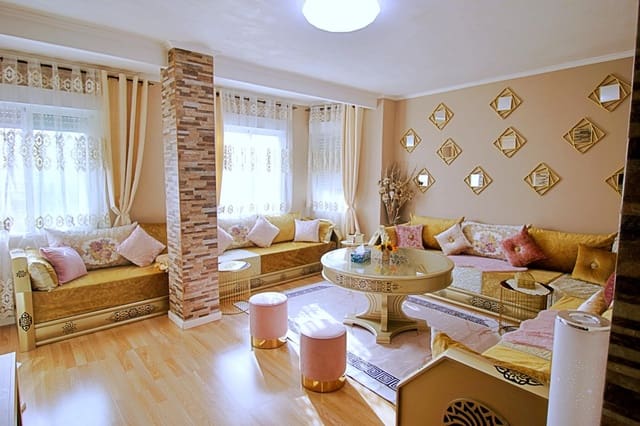 Piso de 4 habitaciones en Elche / Elx en venta - 150.000 € (Ref: 8934890)