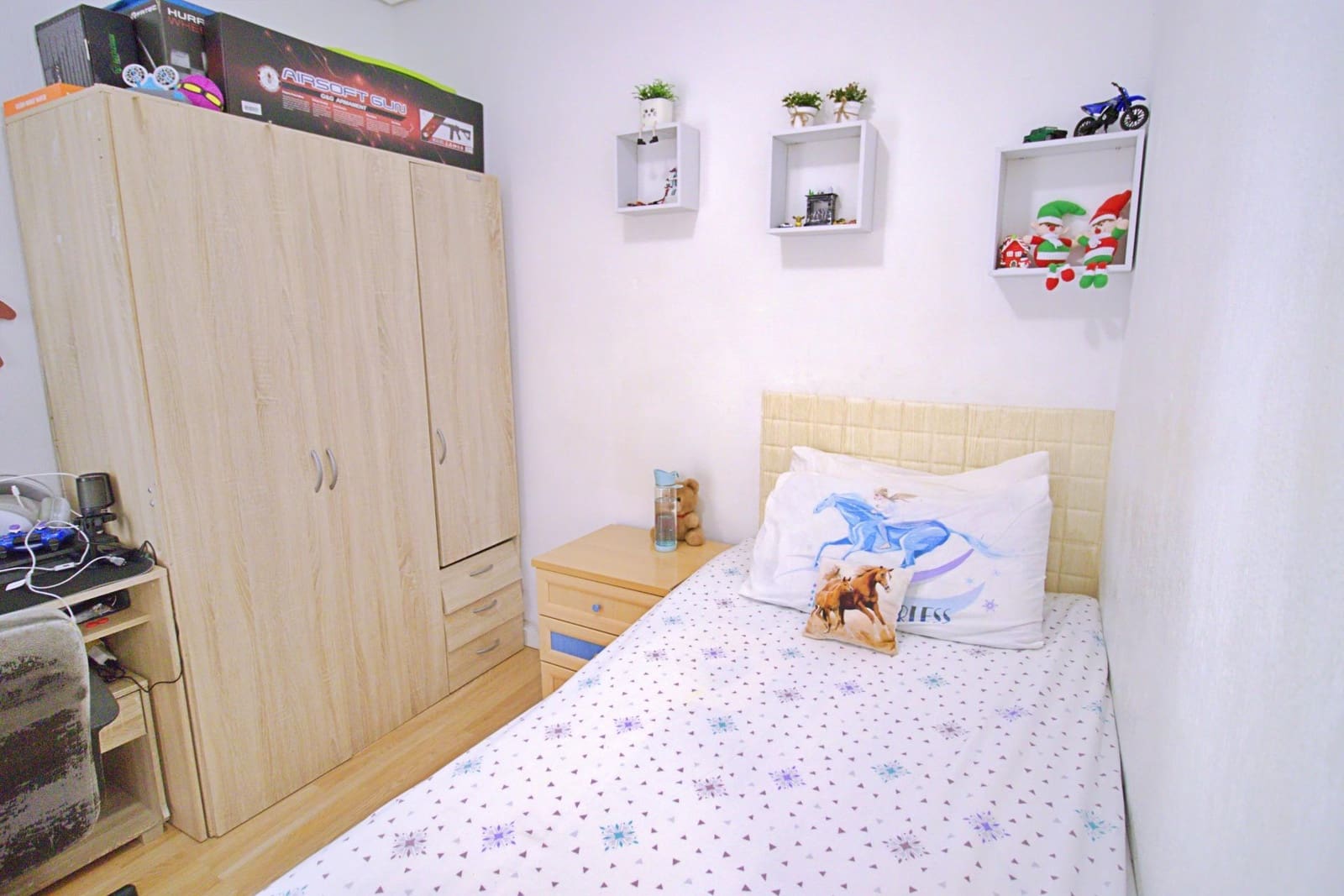 4 bedroom Flat for sale in Elche / Elx - € 150,000 (Ref: 8934890)