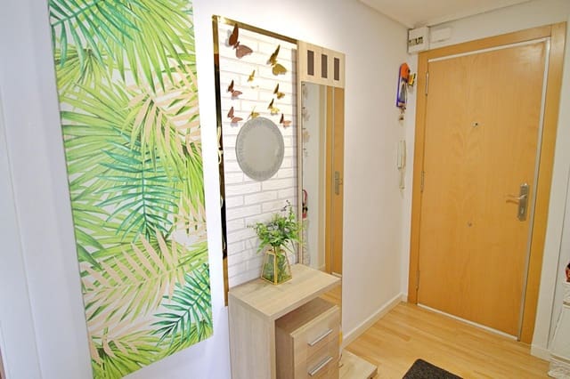 4 makuuhuone Asunto myytävänä paikassa Elche / Elx - 150 000 € (Ref: 8934890)