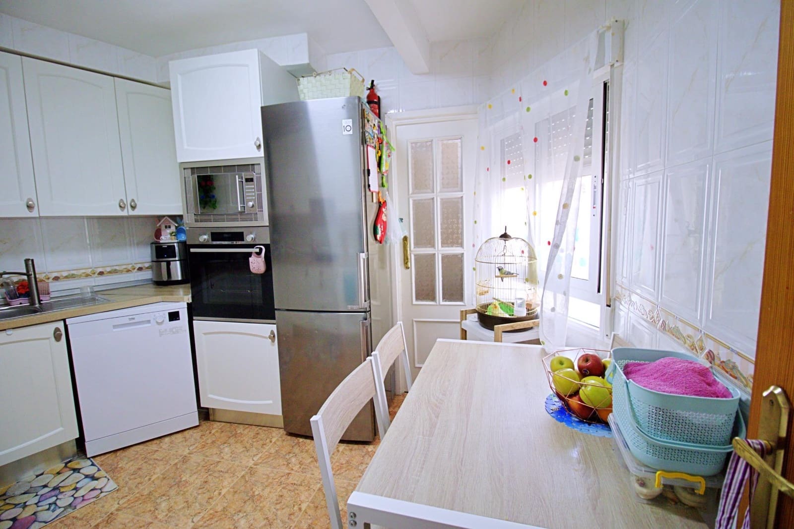 4 bedroom Flat for sale in Elche / Elx - € 150,000 (Ref: 8934890)