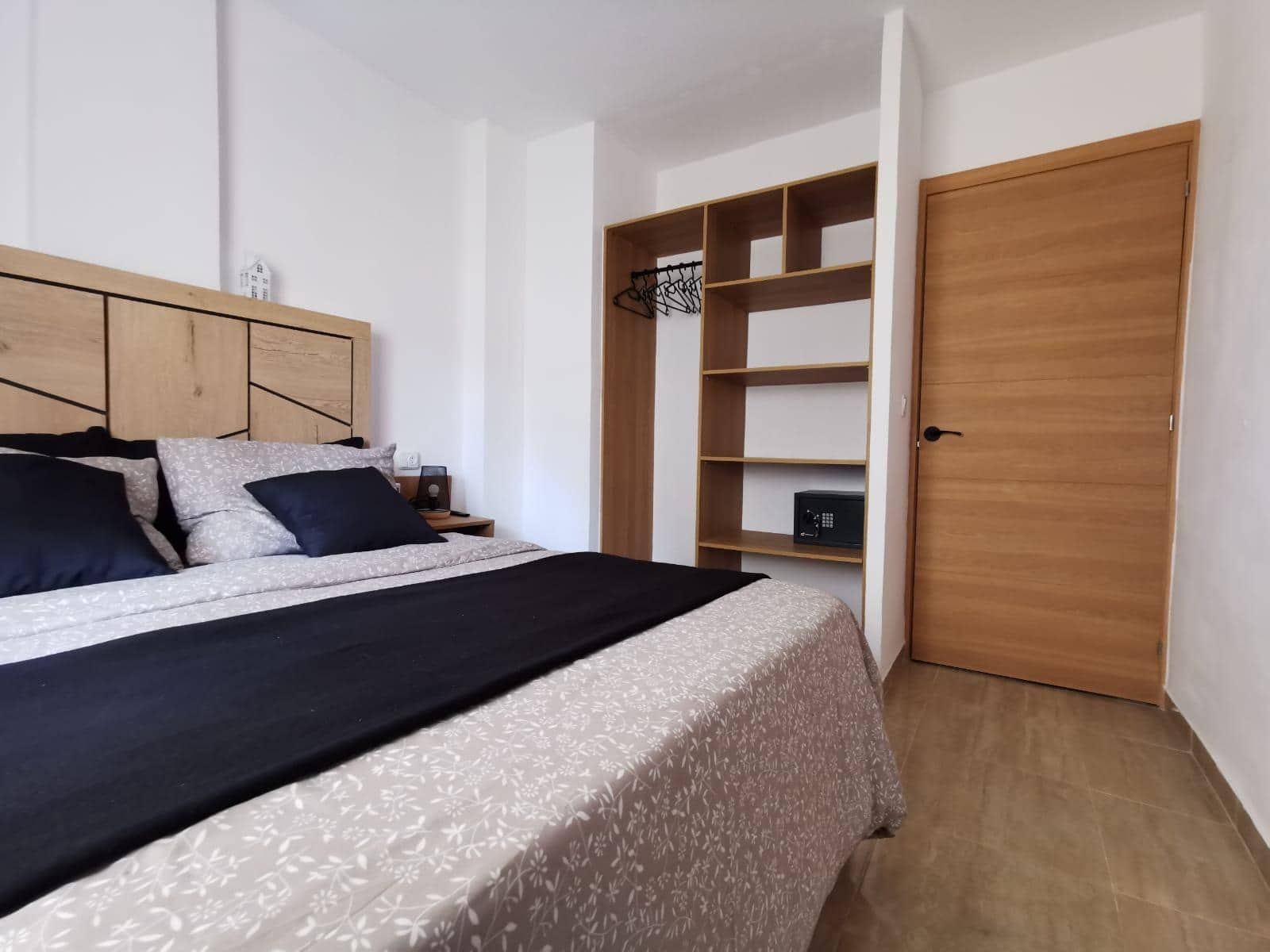 2 soverom Leilighet til salgs i Torrevieja med svømmebasseng - € 200 000 (Ref: 8957069)