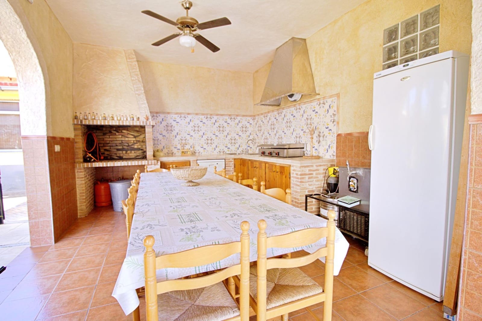 6 soveværelse Villa til salg i Elche / Elx med swimmingpool garage - € 1.690.000 (Ref: 8979108)