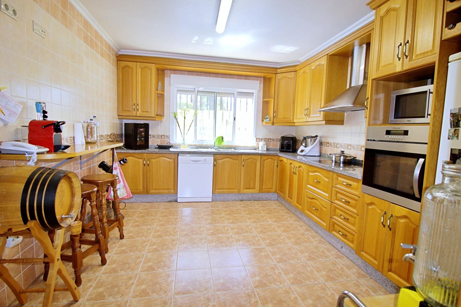 6 soveværelse Villa til salg i Elche / Elx med swimmingpool garage - € 1.690.000 (Ref: 8979108)