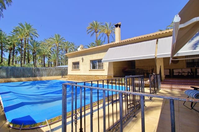 6 soveværelse Villa til salg i Centro, Elche / Elx med swimmingpool garage - € 1.690.000 (Ref: 8979108)