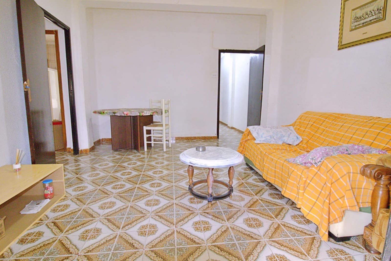 3 bedroom Flat for sale in Elche / Elx - € 88,000 (Ref: 9004696)