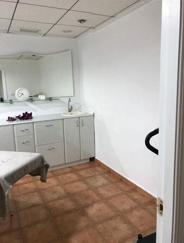 Commercial for sale in Elche / Elx - € 75,000 (Ref: 9036560)