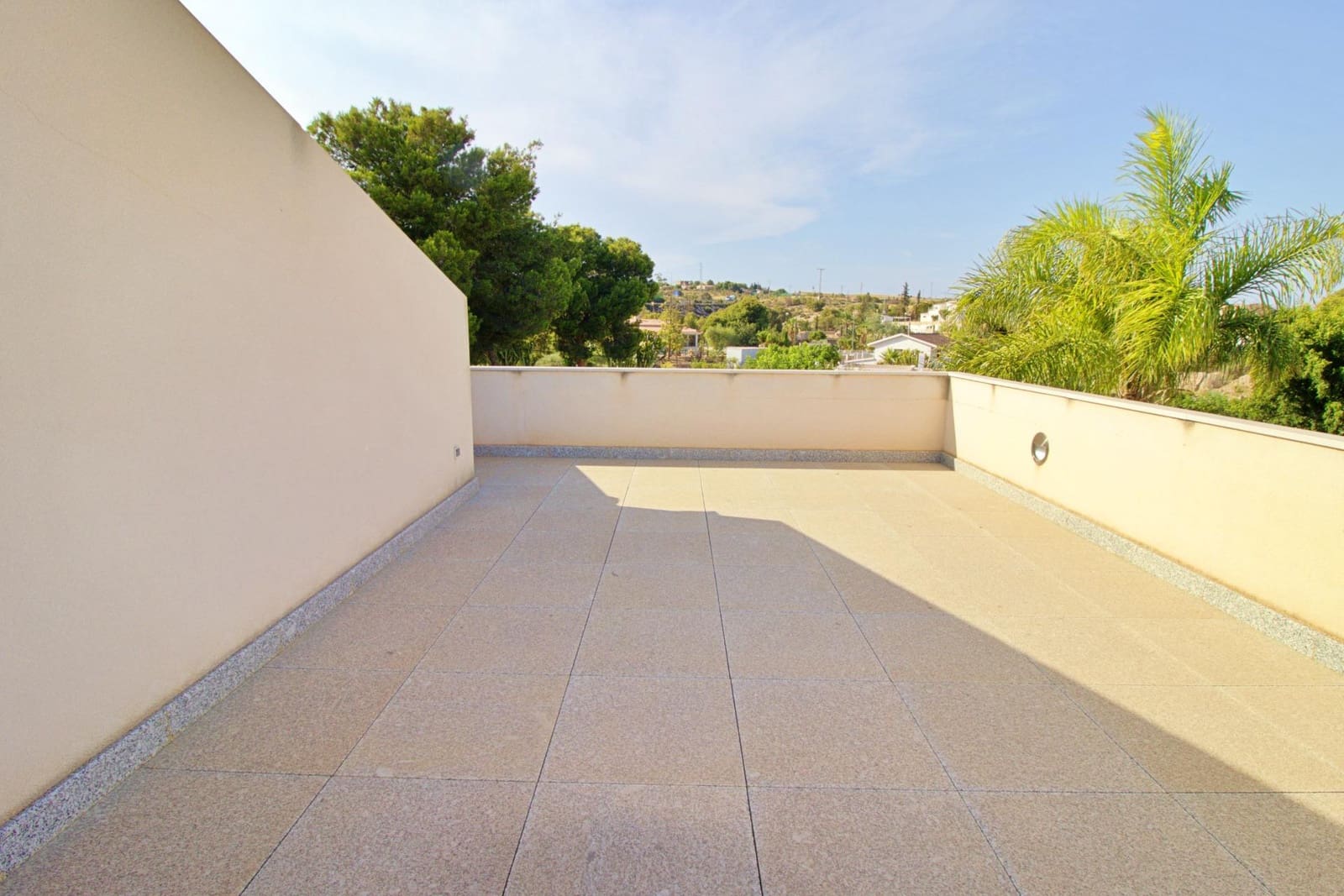 4 sypialnia Willa na sprzedaż w Elche / Elx z basenem garażem - 840 000 € (Ref: 9099071)