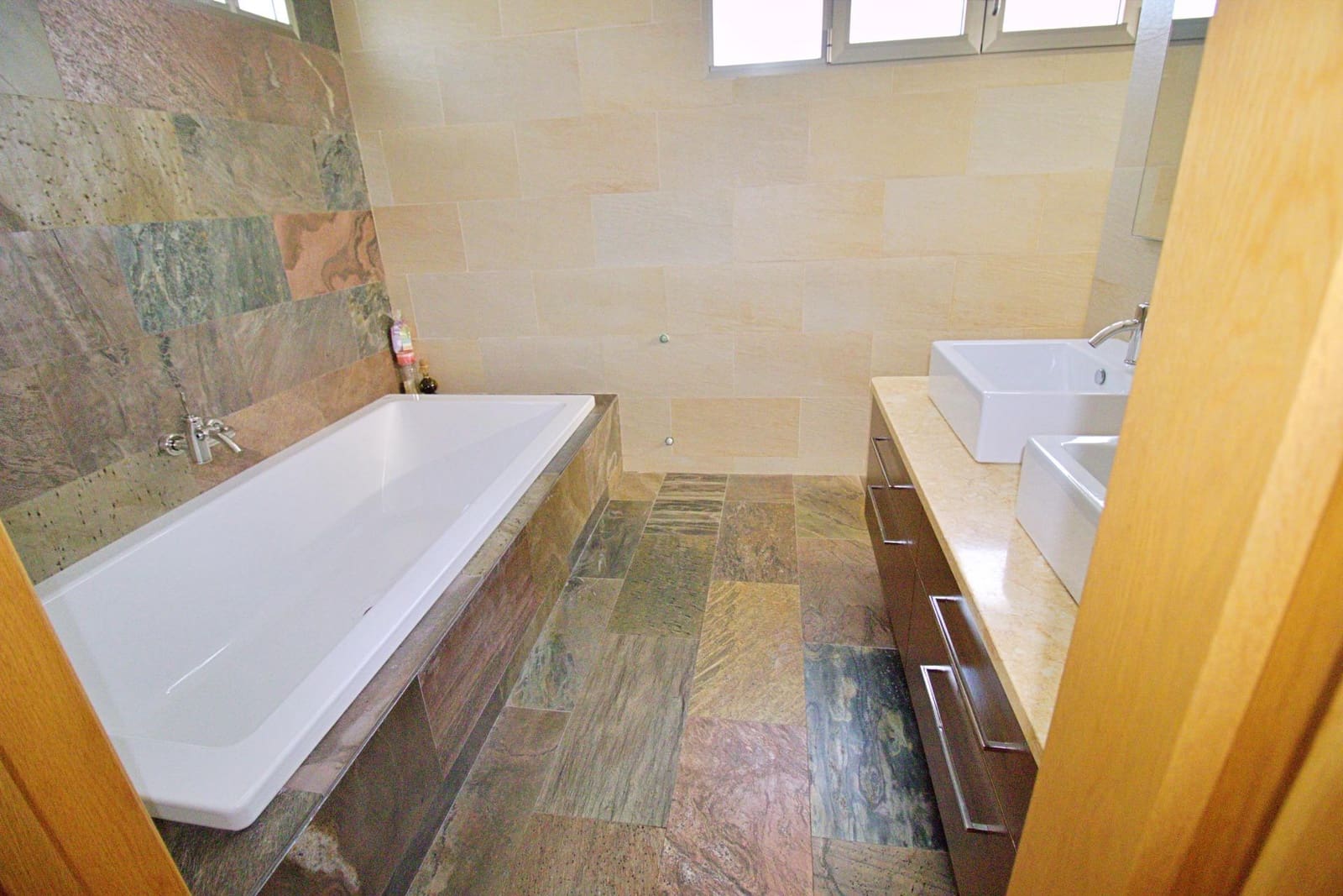 4 bedroom Villa for sale in Elche / Elx with pool garage - € 814,800 (Ref: 9099071)