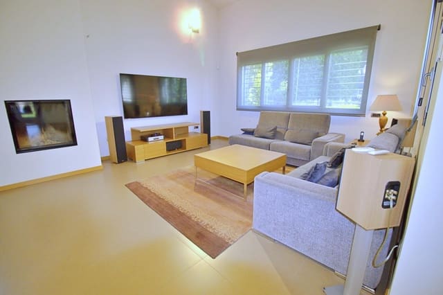 4 soverom Villa til salgs i Elche / Elx med svømmebasseng garasje - € 814 800 (Ref: 9099071)