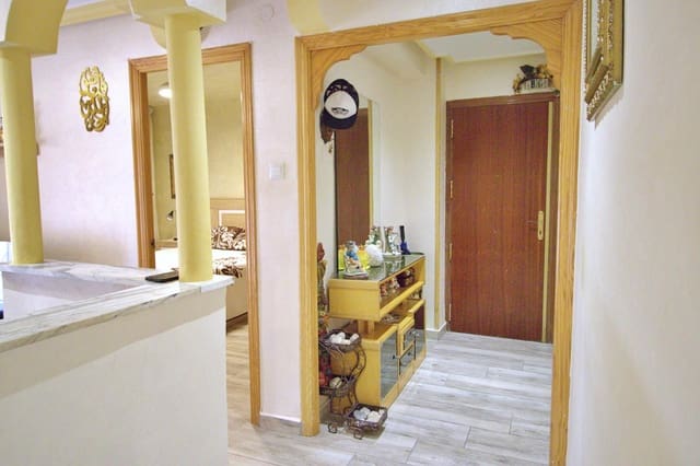 3 quarto Apartamento para venda em Centro, Elche / Elx - 125 000 € (Ref: 9106500)